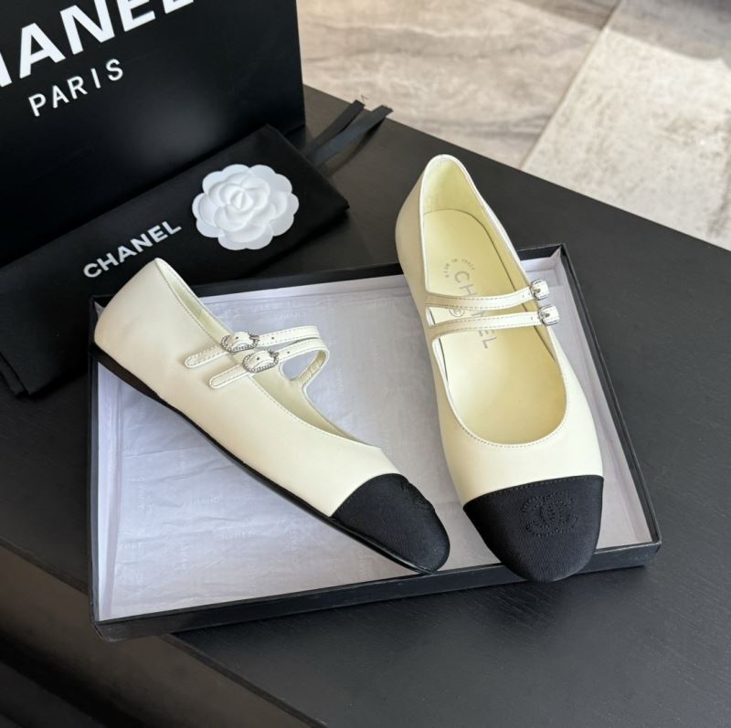 Chanel Low Shoes